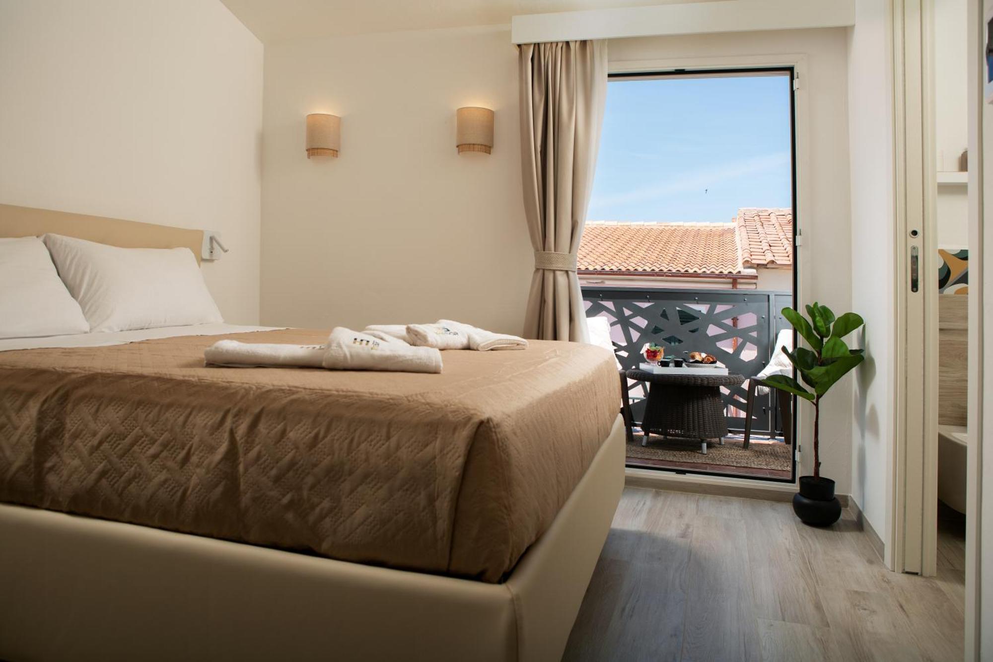 Tresor Hotel ซานตา เตเรซา กัลลูรา ภายนอก รูปภาพ