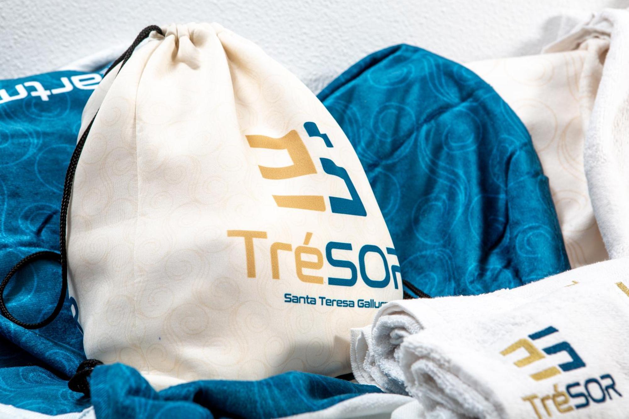 Tresor Hotel ซานตา เตเรซา กัลลูรา ภายนอก รูปภาพ